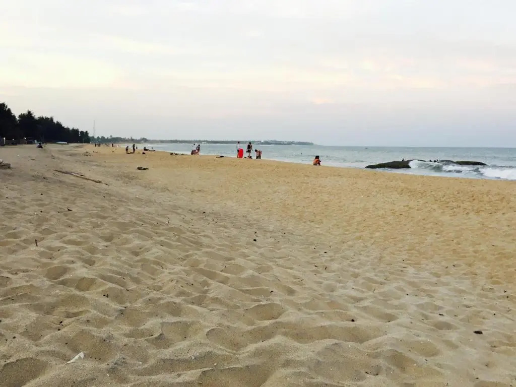 Sea Rock Beach Hotel