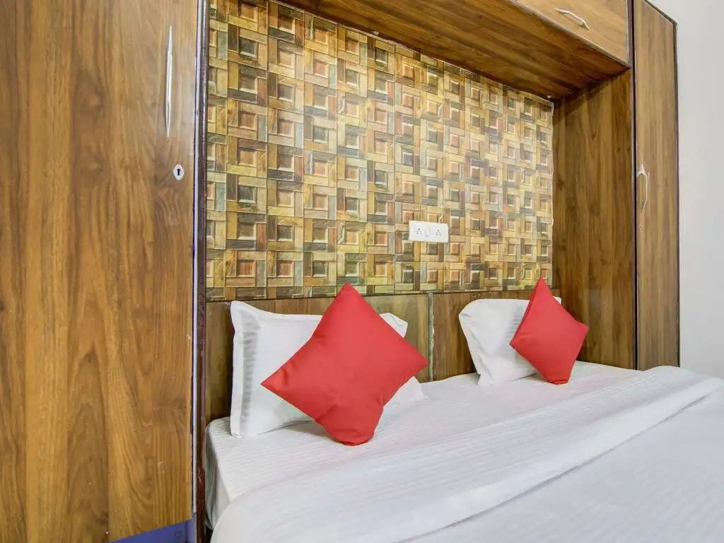 Avenue Spot by OYO Rooms