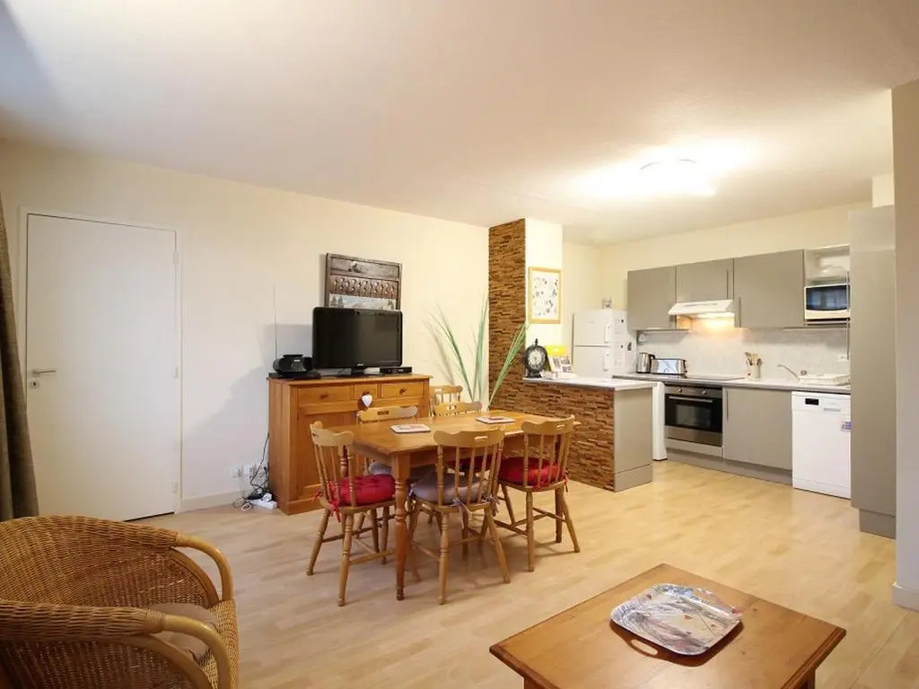 Appartement La Bourboule, 2 pièces, 5 personnes - FR-1-608-29