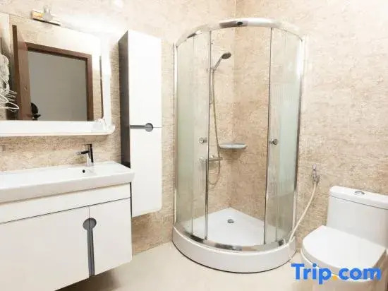 Phu Gia Hotel 99-101 Him Lam