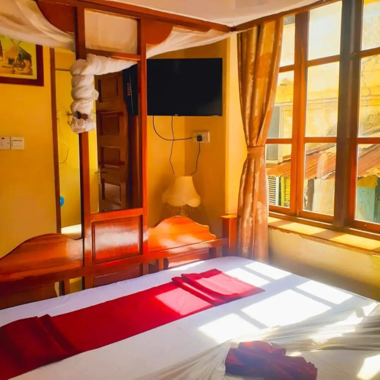 B and B Comfort Hotel
