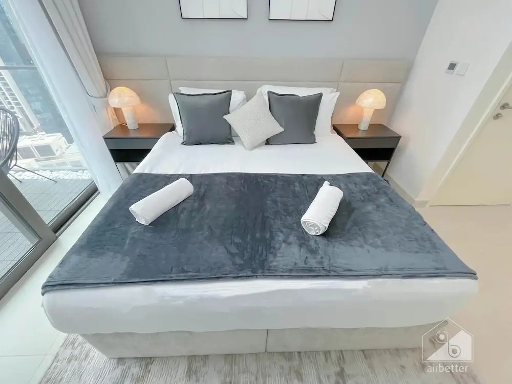 Burj Crown Luxury 3bedroom Balcony & View