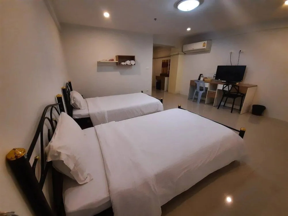 Chai Hotel Bangbo