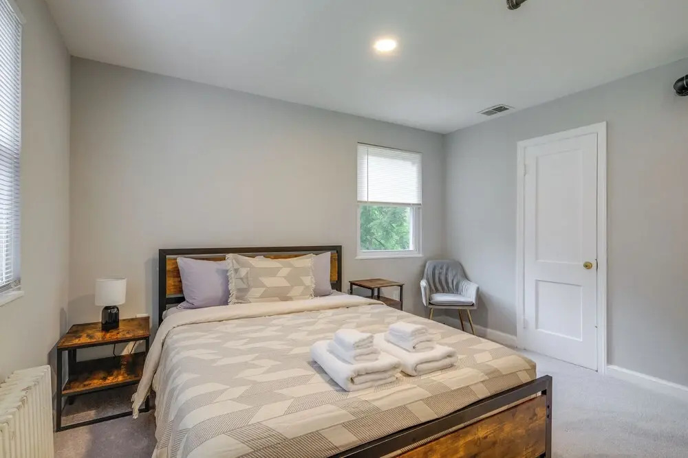 Washington, DC, Area Apartment 8 Mi to Downtown!