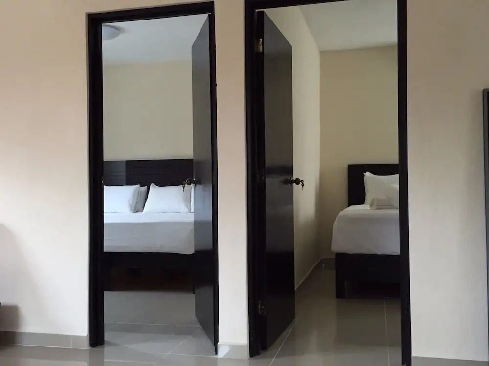 Hostel Whyz 4 You