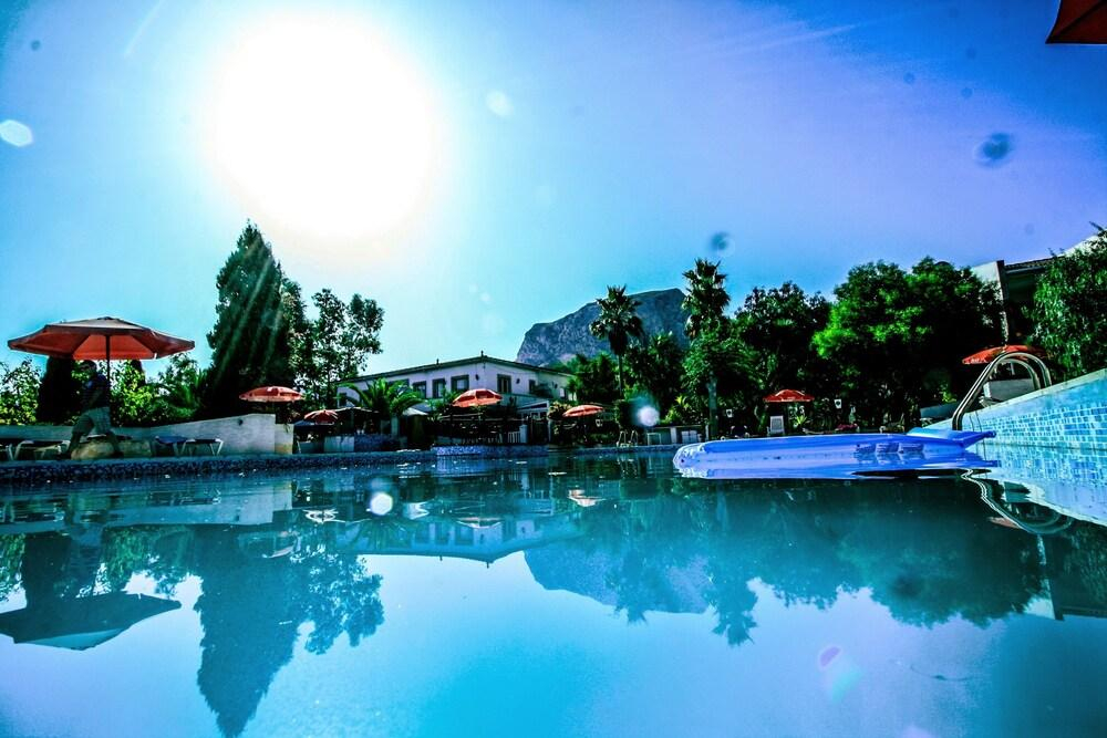 Hotel Solimar