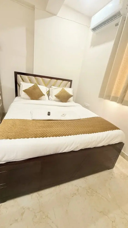 Vaaraahi Hotels