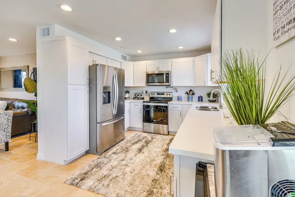 ~ 5 Mi to Lake Havasu: Family Home w/ Fenced Yard!