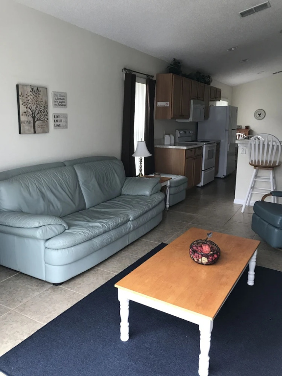 3 Bedroom Pool Home