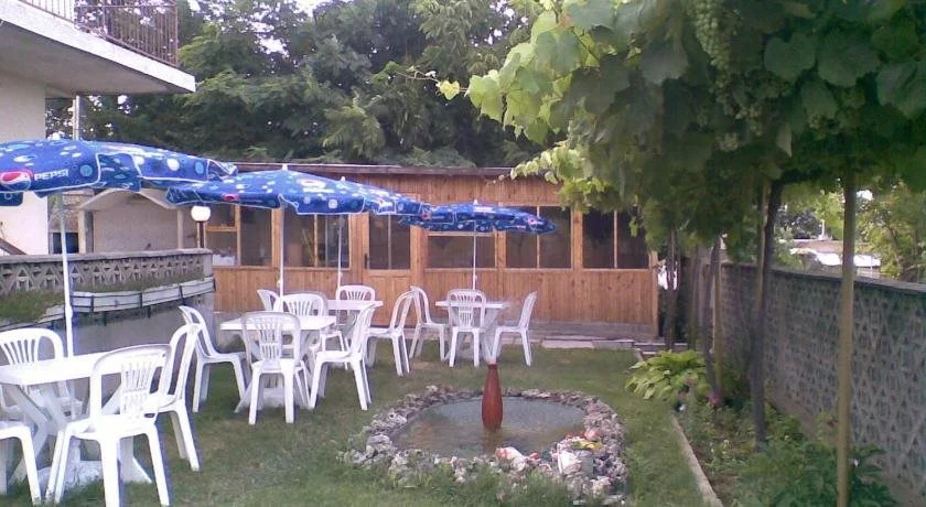 Krimski Guest House and Bungalows