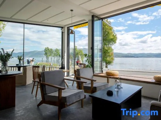 Xingshan·villa Seaview Holiday Hotel (Dali Erhai Longkan Wharf)