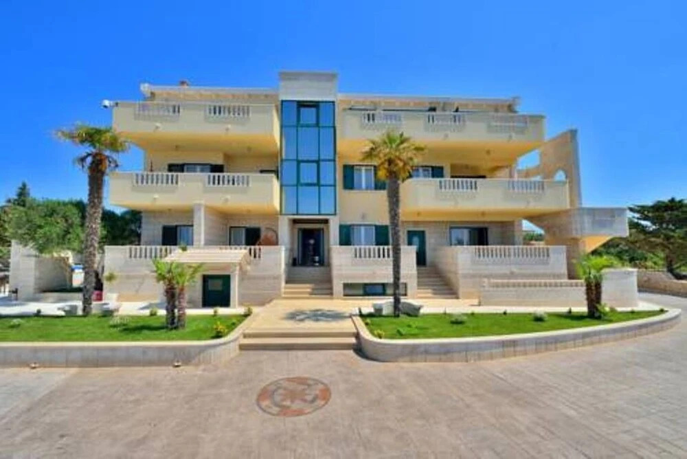 Apartments Dyana