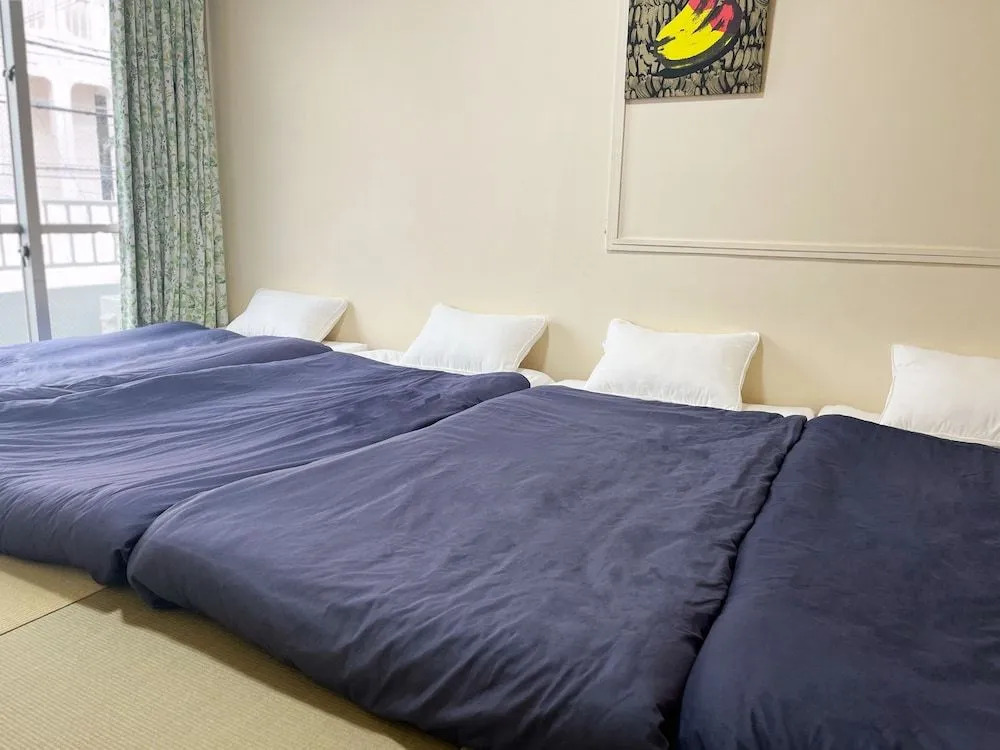 Pineapple Hotel