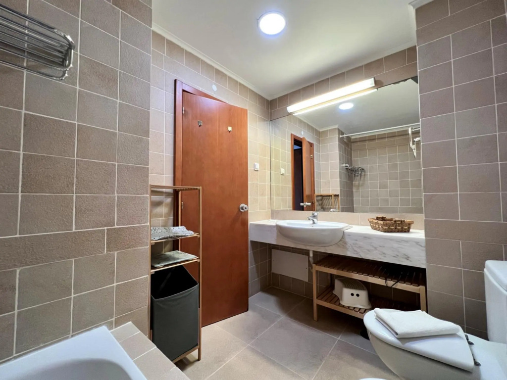 Vilamoura Cosy 3 With Pool by Homing