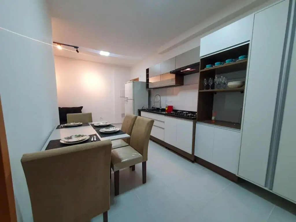 Apartamento novo , poucos metros da praia