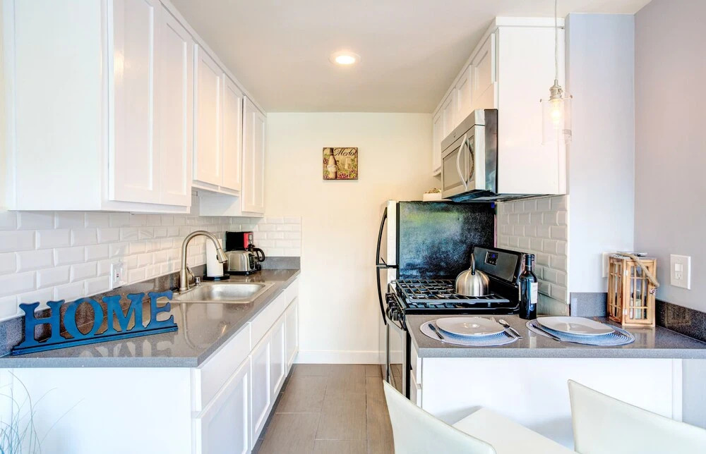 1 Bedroom near Hollywood Sights