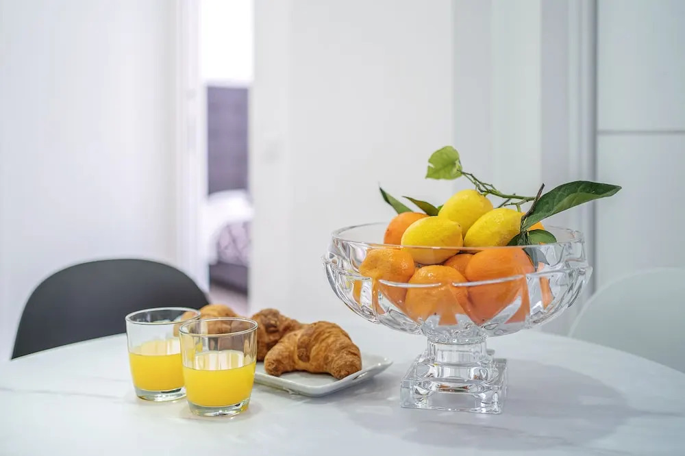 Modern Sorrento two bedroom Apartment with Terrace