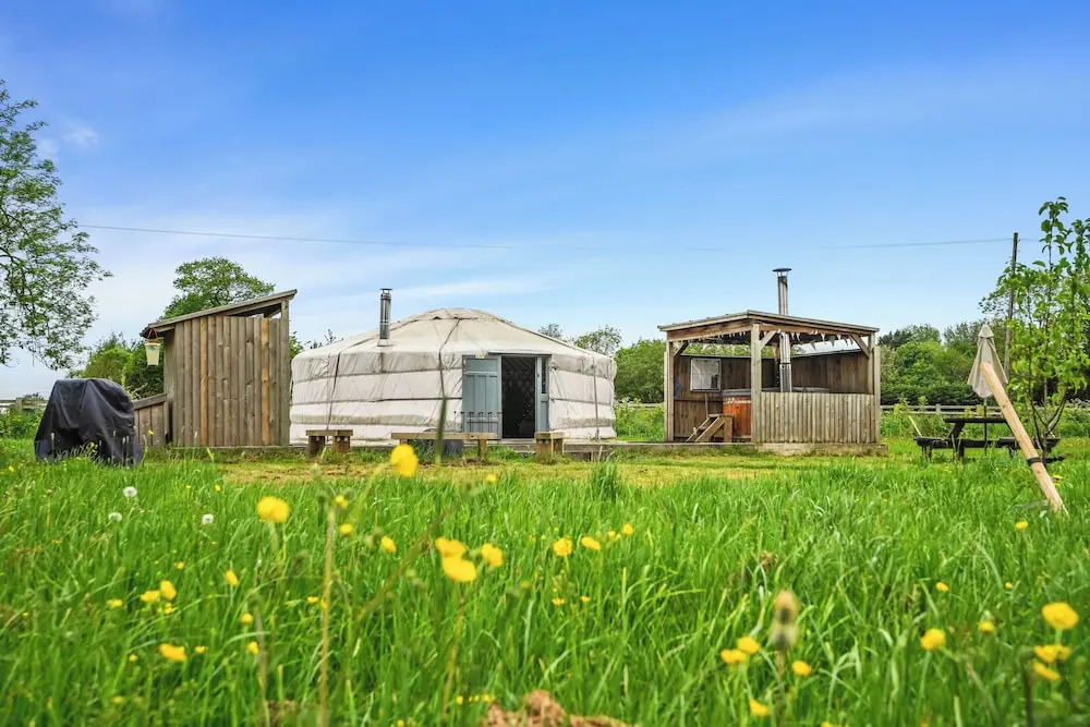 Glamp and Tipple Ltd