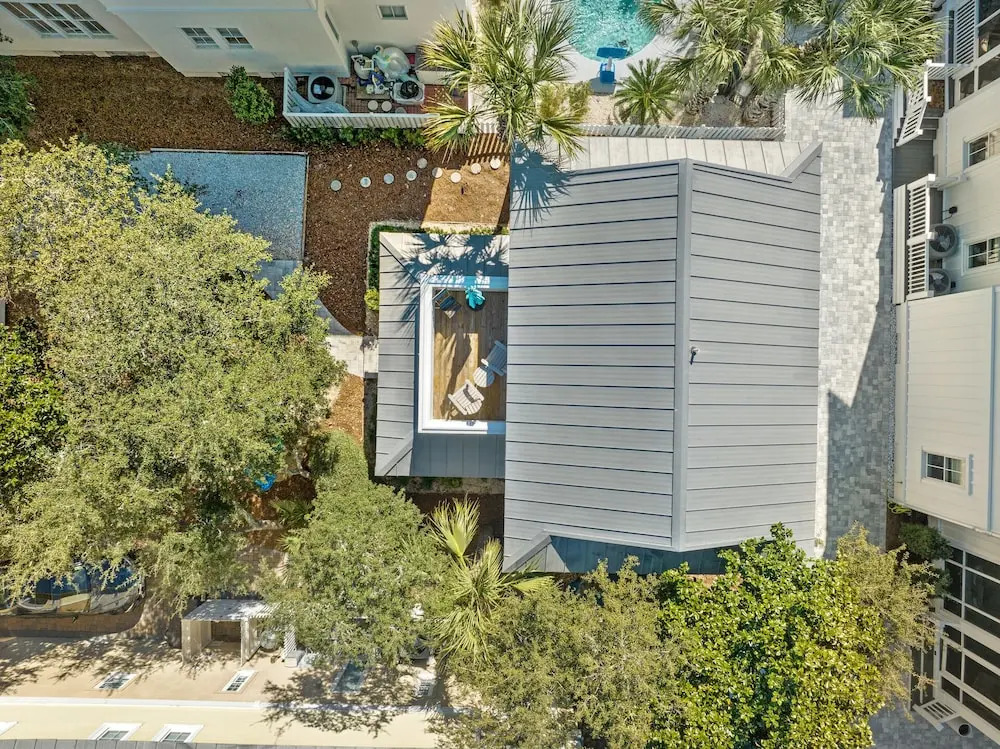 Quaint 2BR/25BA Cottage Nestled Between 30A & Panama City Beach! Sleeps 6