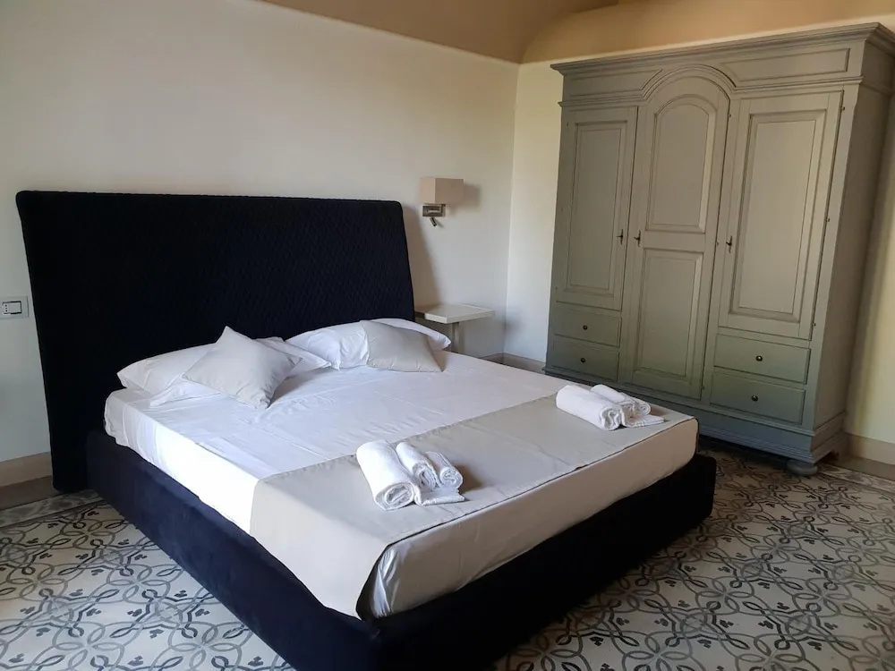 Villa Natia