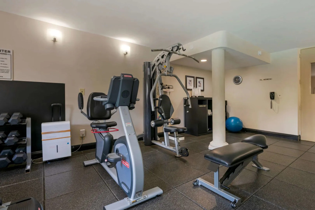Best Western Plus North Miami-Bal Harbour