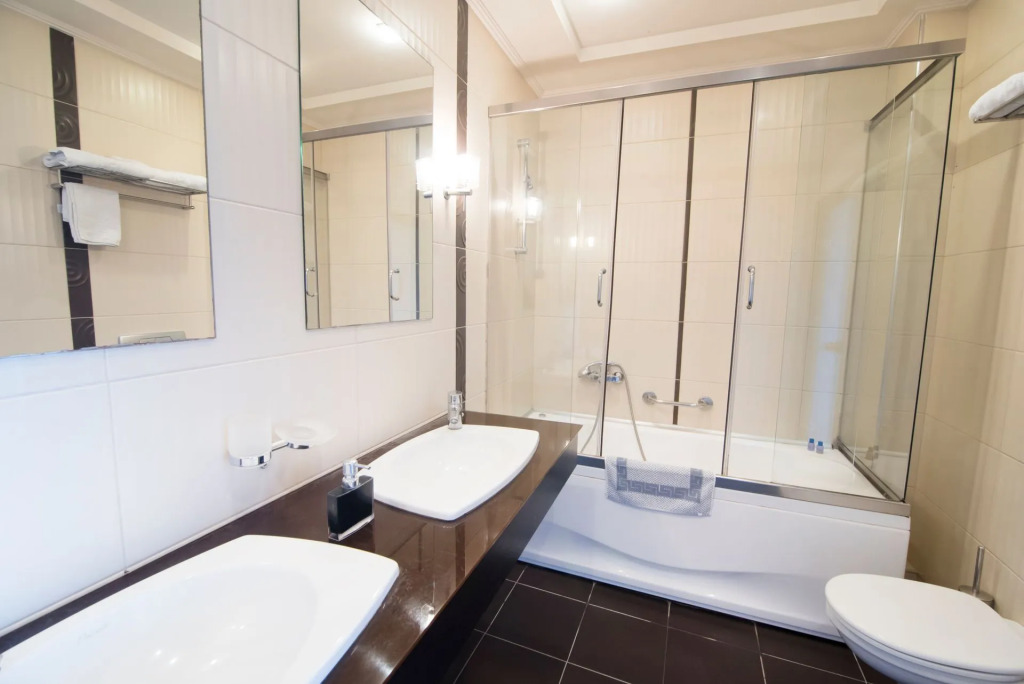 Mistral Hotel