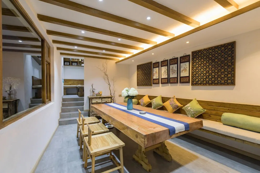 Manty House