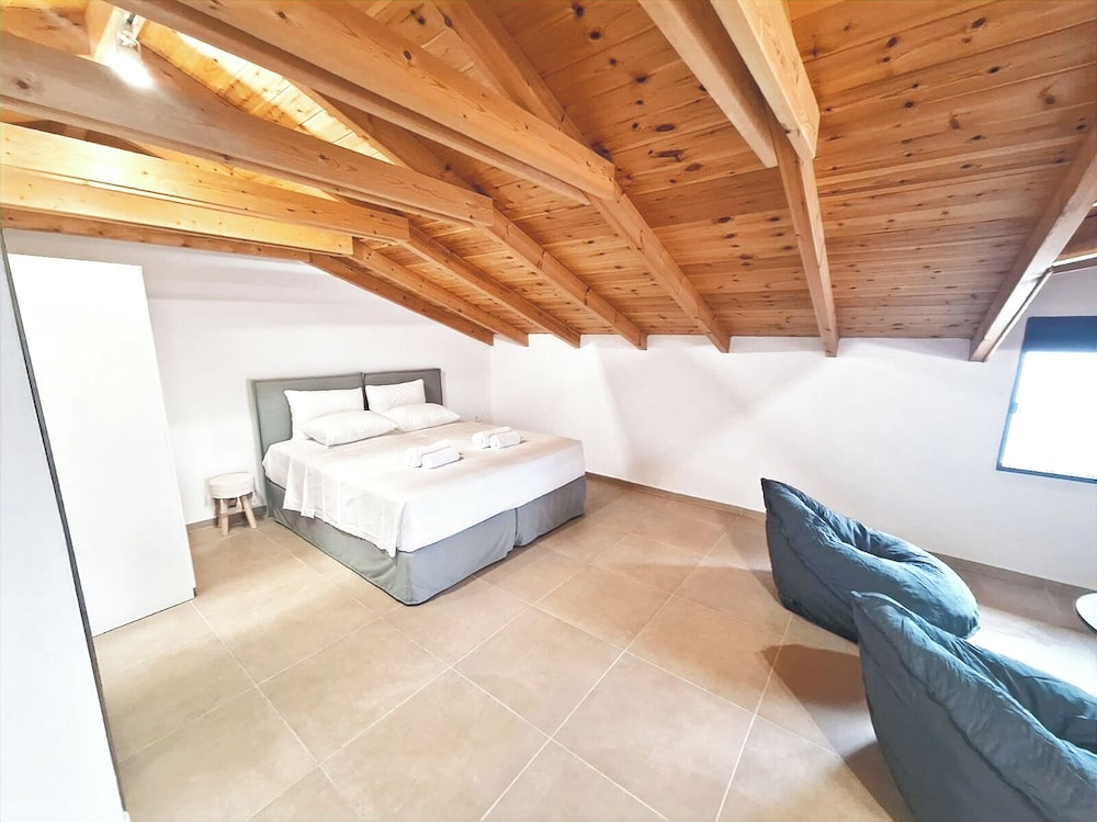 Vikis Sea View Apartment