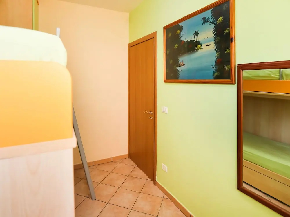 Traditional Holiday Home in Torre Dell'orso With Patio