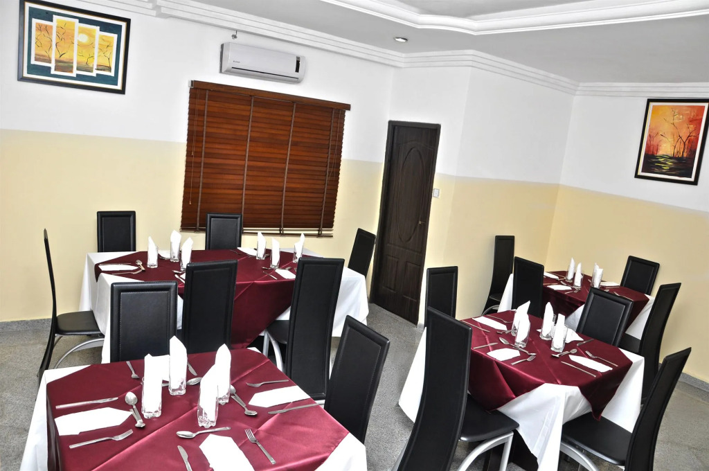 Western Dreams Hotel