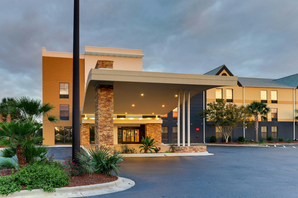 Fairfield Inn & Suites Southport