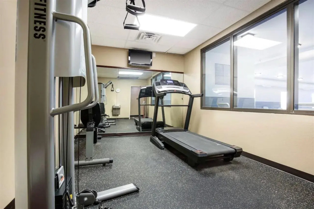 Quality Inn and Suites Arnold - St Louis