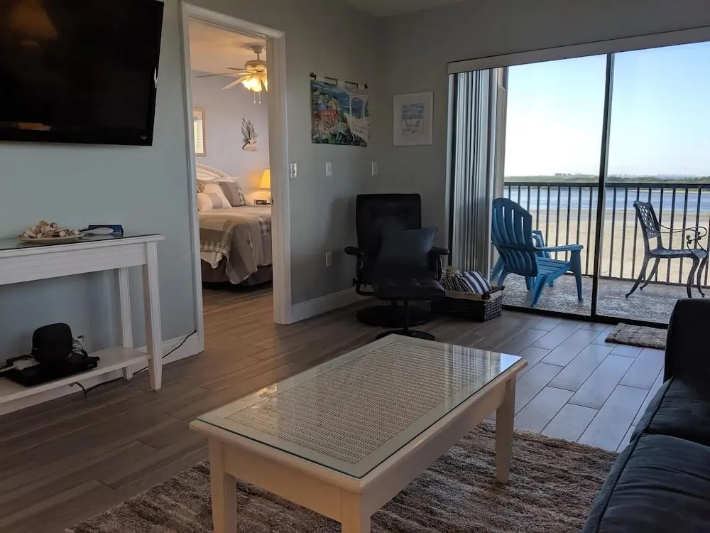 Carlos Pointe 535 2 Bedroom Condo