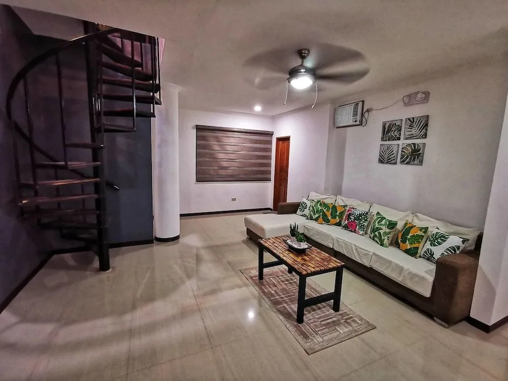 Bakawan Hostel