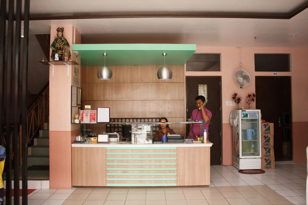 GV Hotel - Maasin