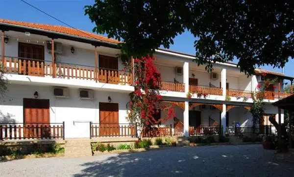 Vergonis Studios