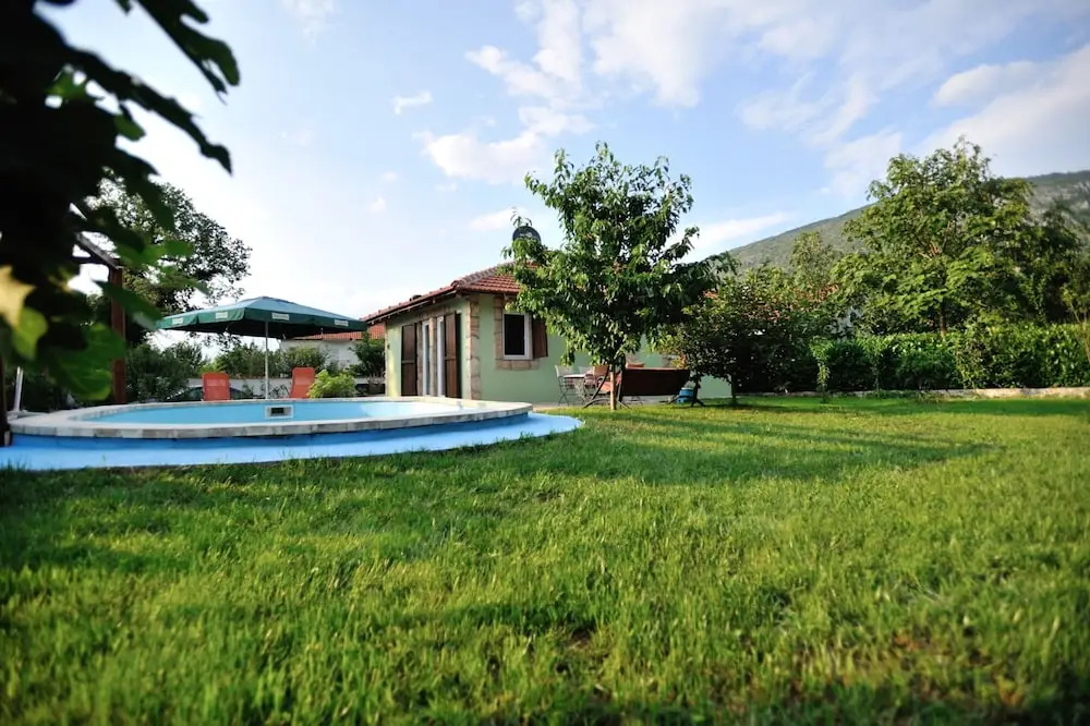 Vacation Home Little Paradise