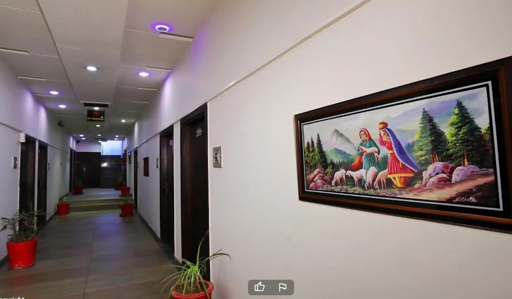 Khayyam Hotel