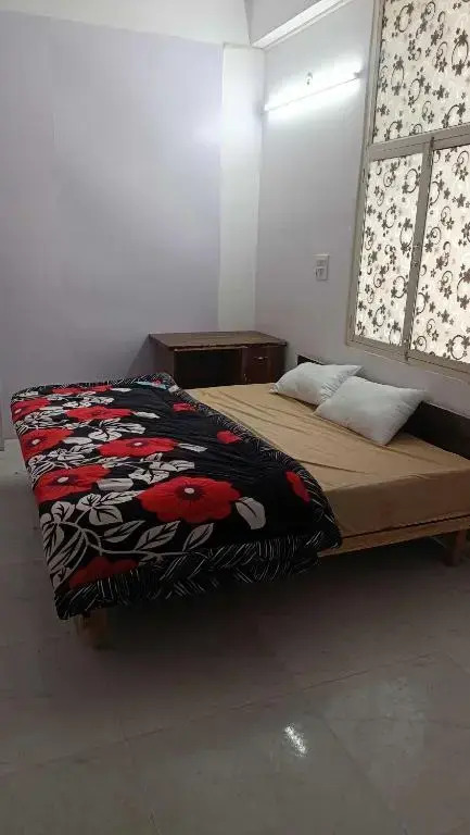 OYO Home Royal Pink World