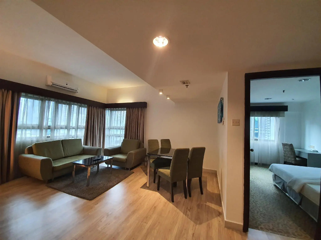 Crown Regency Serviced Suites