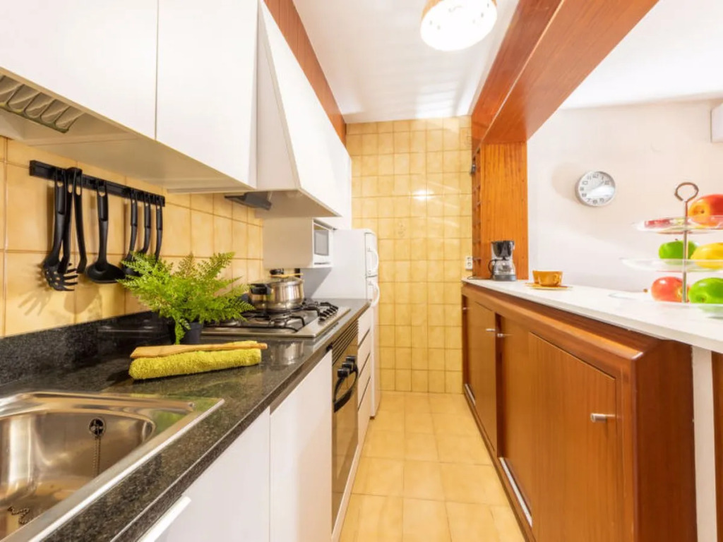 House Juan Deltebre