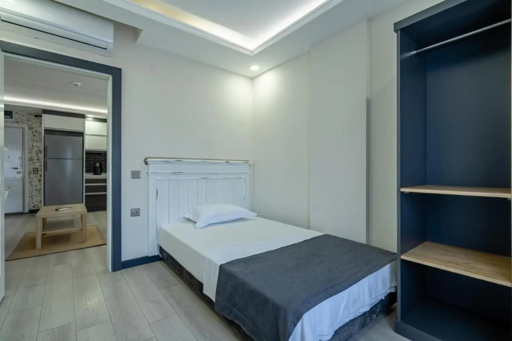 Eluxio Suite Hotel