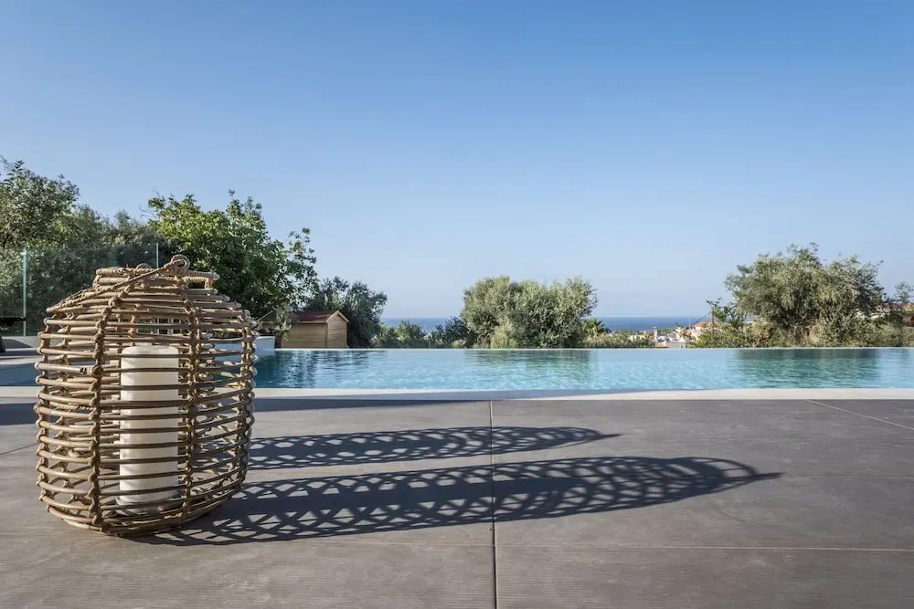 AA Luxury Villas