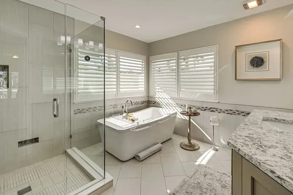 2 Mi to South Beach: Waterfront Home w/ Lanai!