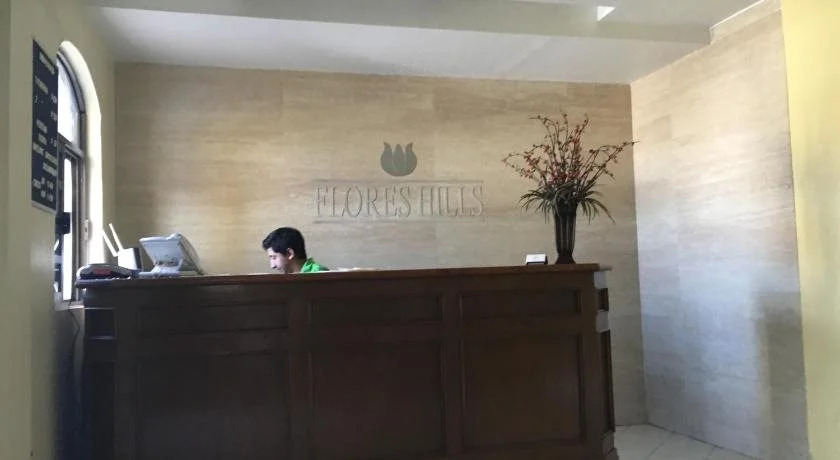 Hotel Flores Hills