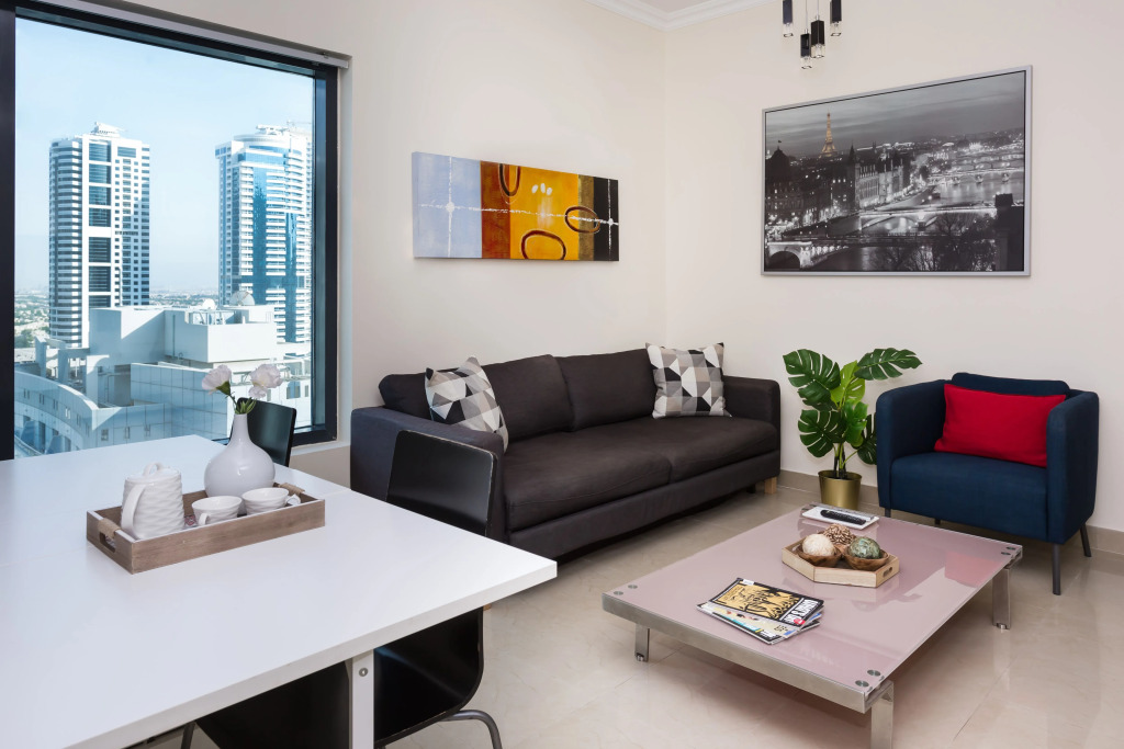 Modern And Bright 1 Br Apartment Amazing Views