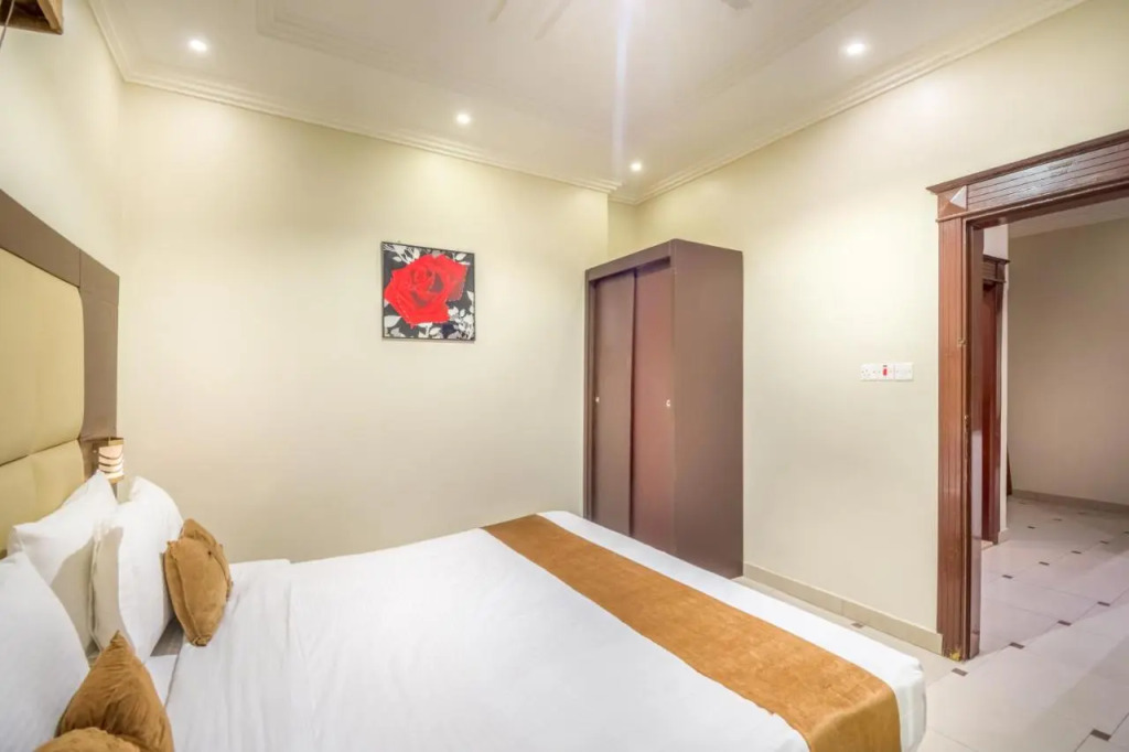 Al Muhaidb Residence SWIDI 24 - Economic