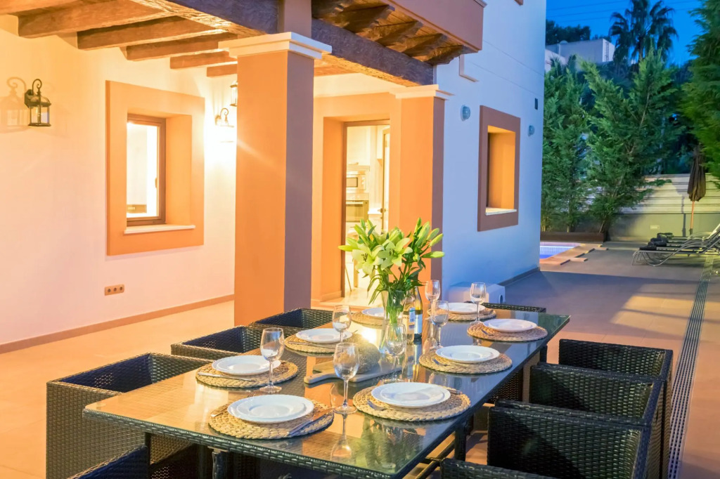 Villa Near Ibiza Town Sleeps 1214