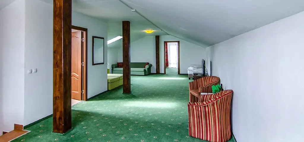 Hotel Piatra Craiului - Complex Cheile Gradistei Fundata