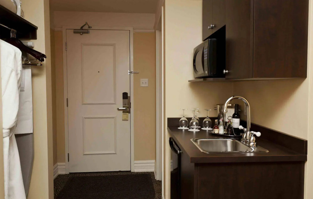 Le St-Martin Hotel & Suites